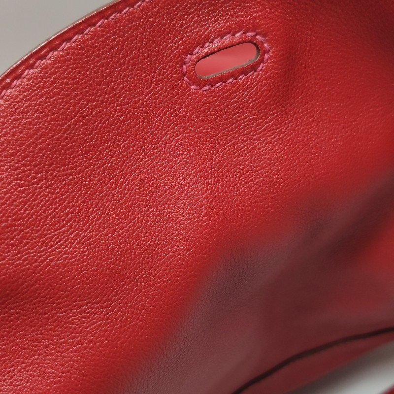 Hermes Lindy26旋扣單肩包Swift牛皮銀扣Q5國旗紅X刻-14