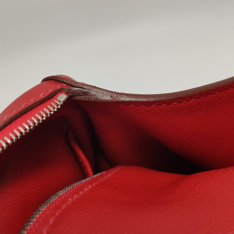 Hermes Lindy26旋扣單肩包Swift牛皮銀扣Q5國旗紅X刻-30
