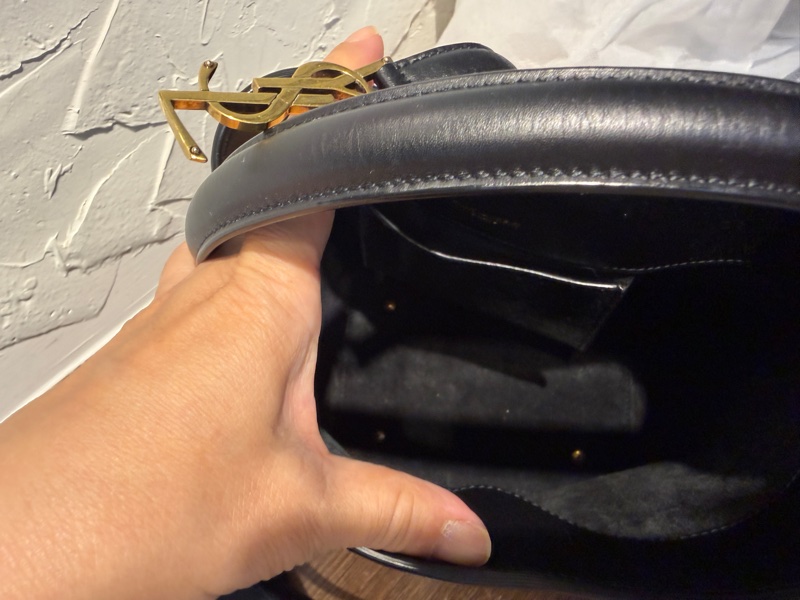 YSL黑金LE37 小牛皮水桶包-7