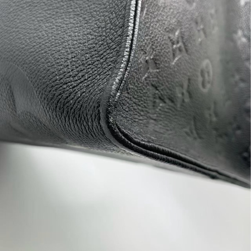 H260301)gz)Lv onthego大號黑色全皮壓紋手提包單肩包-3