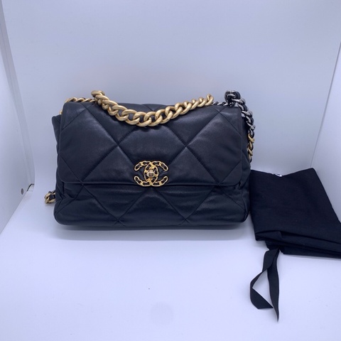 CHANEL香奈兒 19Bag 菱格紋 小羊皮 口蓋包手提斜挎單肩包 中號 芯片款