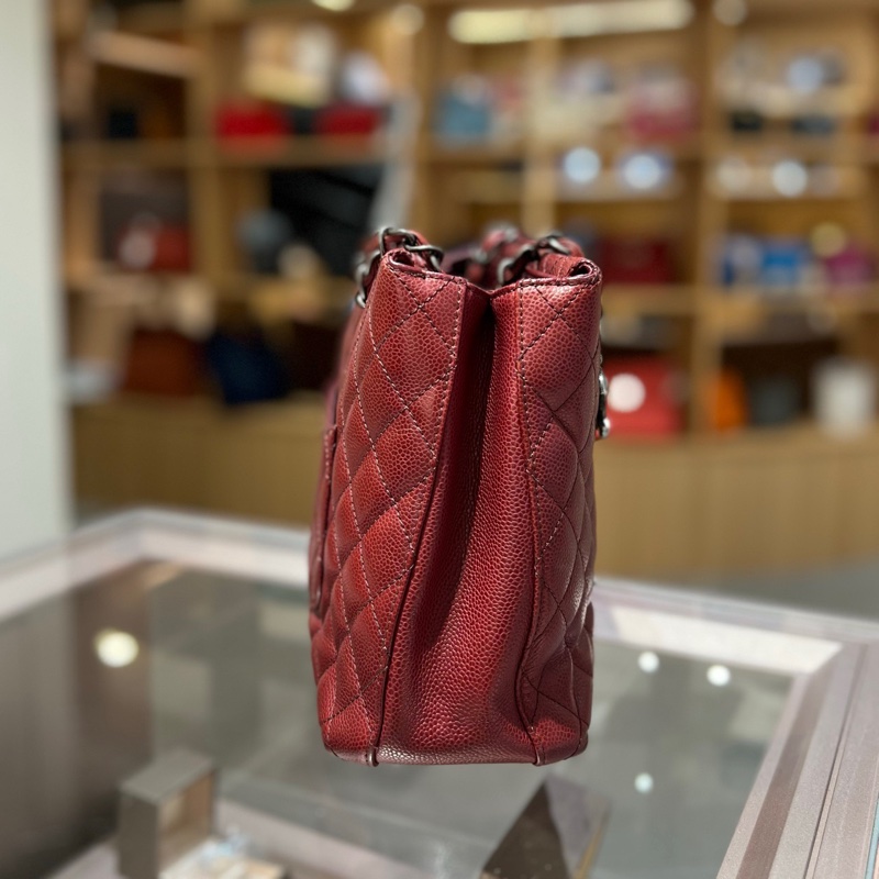 Chanel香奈儿紅色荔枝皮鱼子酱 tote-2