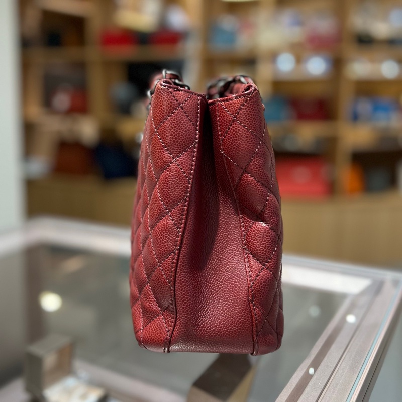 Chanel香奈儿紅色荔枝皮鱼子酱 tote-4