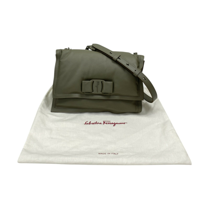 綠色 羊皮 VIVA Bow 肩背包【Salvatore Ferragamo 費拉格慕】 211287-7