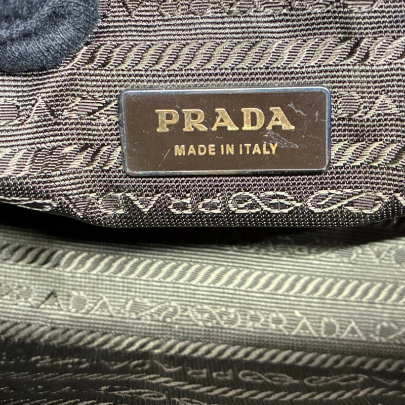灰色 牛皮 Saffiano 肩背包【PRADA 普拉達】-3