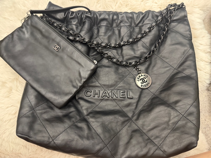 Chanel so black 22包-4