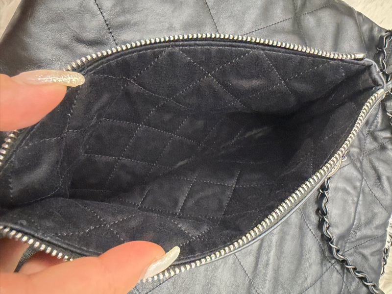 Chanel so black 22包-12