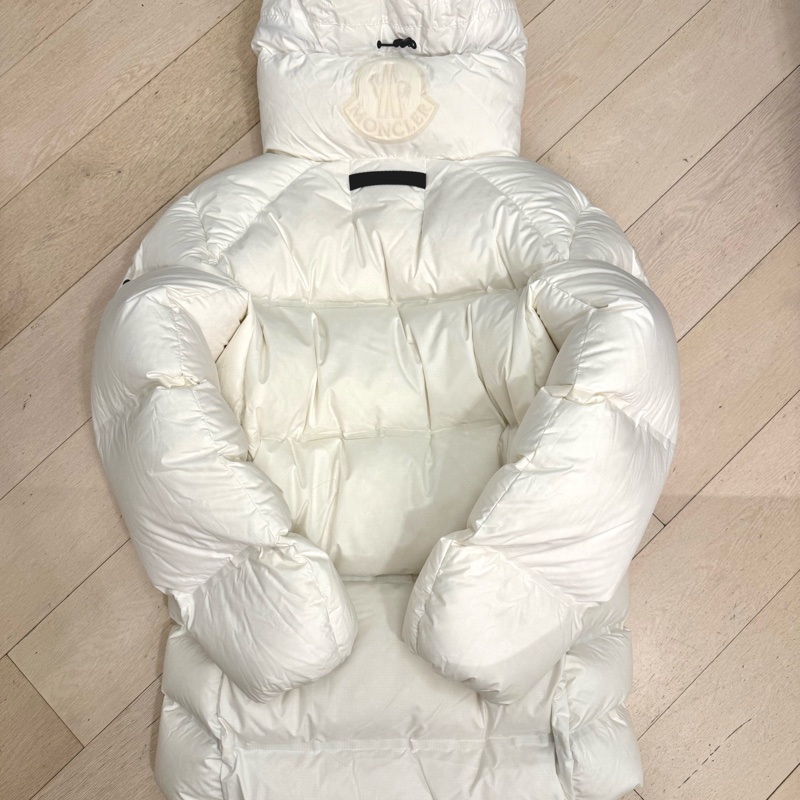 Moncler 👍🏻Goose Down Jacket ❄️ 100%Real,正罕有超暖❄️ 迫爆鵝絨！ 滑雪零度以下都得！ 最後圖有官網認證-1