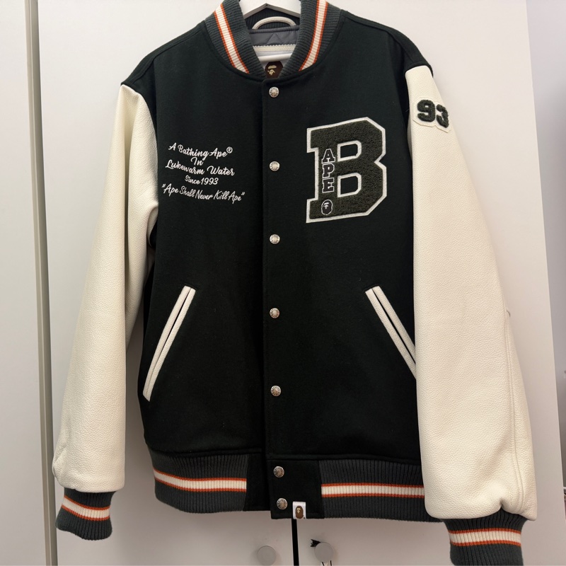 BAPE 棒球厚外套-1