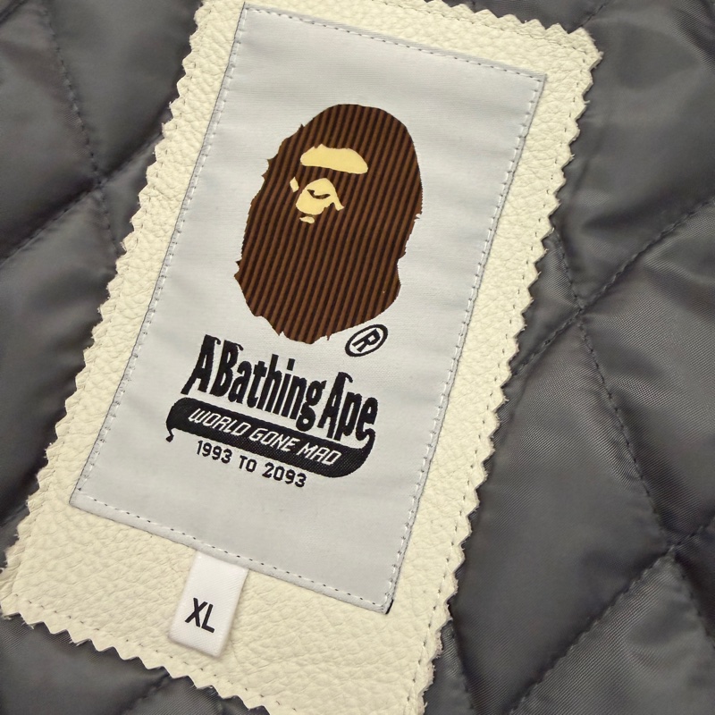 BAPE 棒球厚外套-4