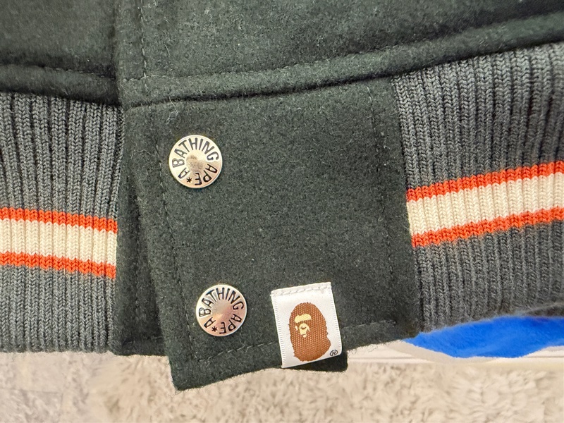 BAPE 棒球厚外套-14