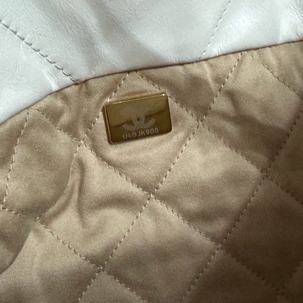 Chanel 22bag 中號-19