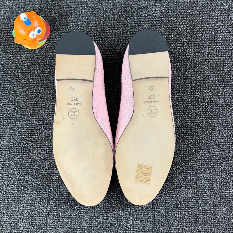 Chanel香奈兒粉色珠串單鞋 尺碼：35 🧡-7