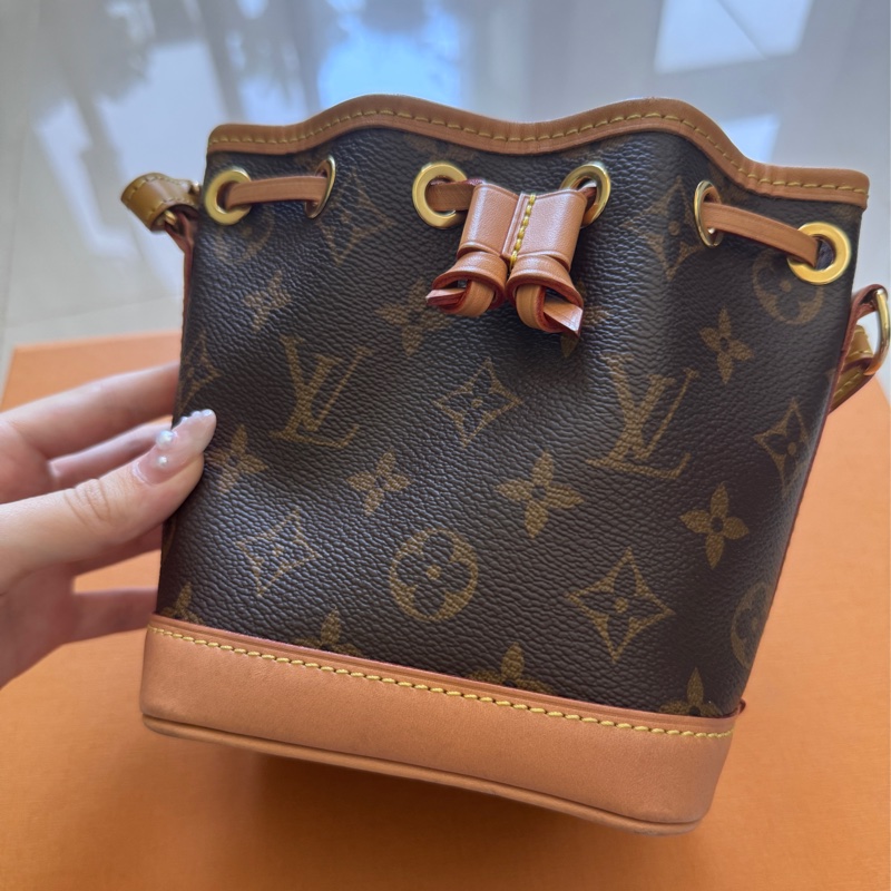 LV nano noe 小水桶包-0