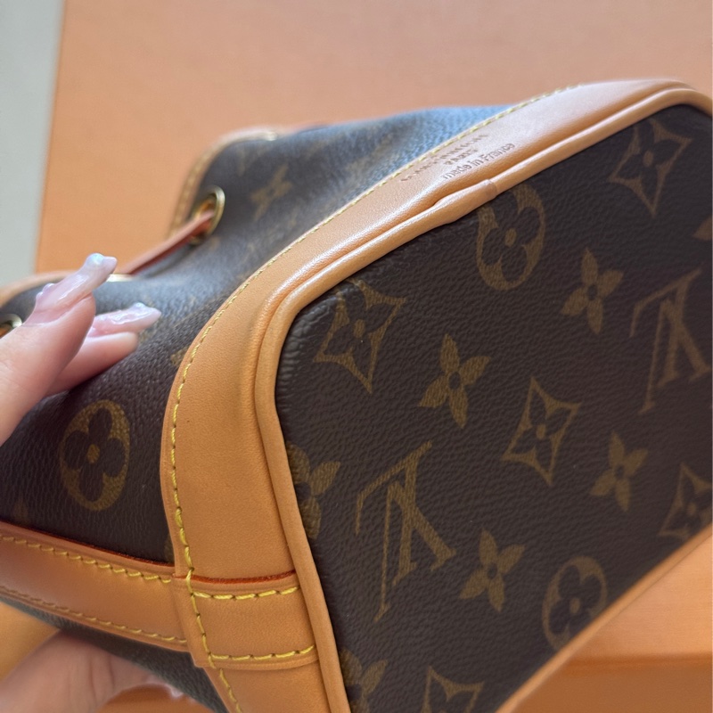 LV nano noe 小水桶包-9