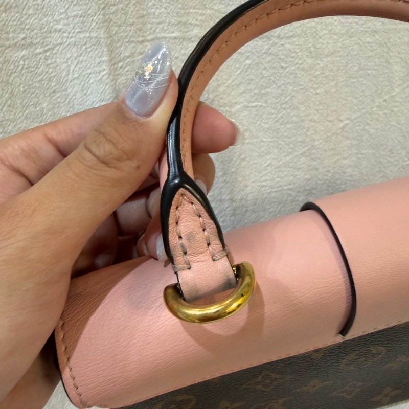 LV locky BB鎖頭包(8.5成新）-19