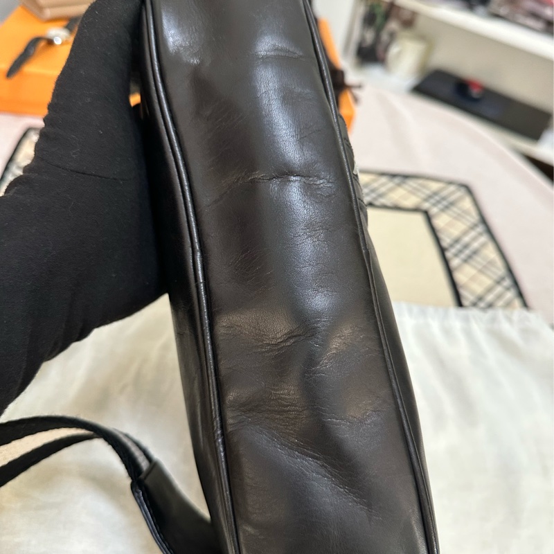 Bally 經典黑白背帶腰包-14