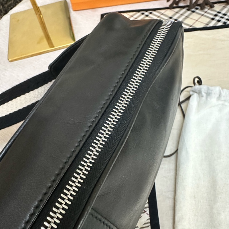 Bally 經典黑白背帶腰包-28