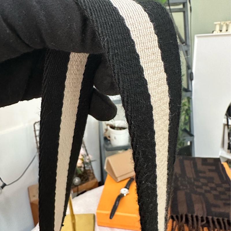 Bally 經典黑白背帶腰包-31