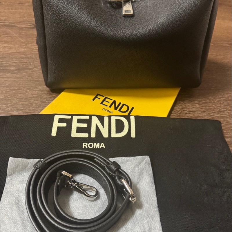 芬迪 FENDI Lui肩背包-2