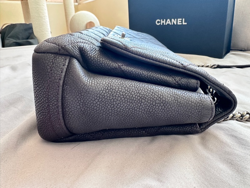 CHANEL CF 香奈兒灰紫色磨砂荔枝皮銀扣鏈條包 💜 少見大容量法棍版型✨-2
