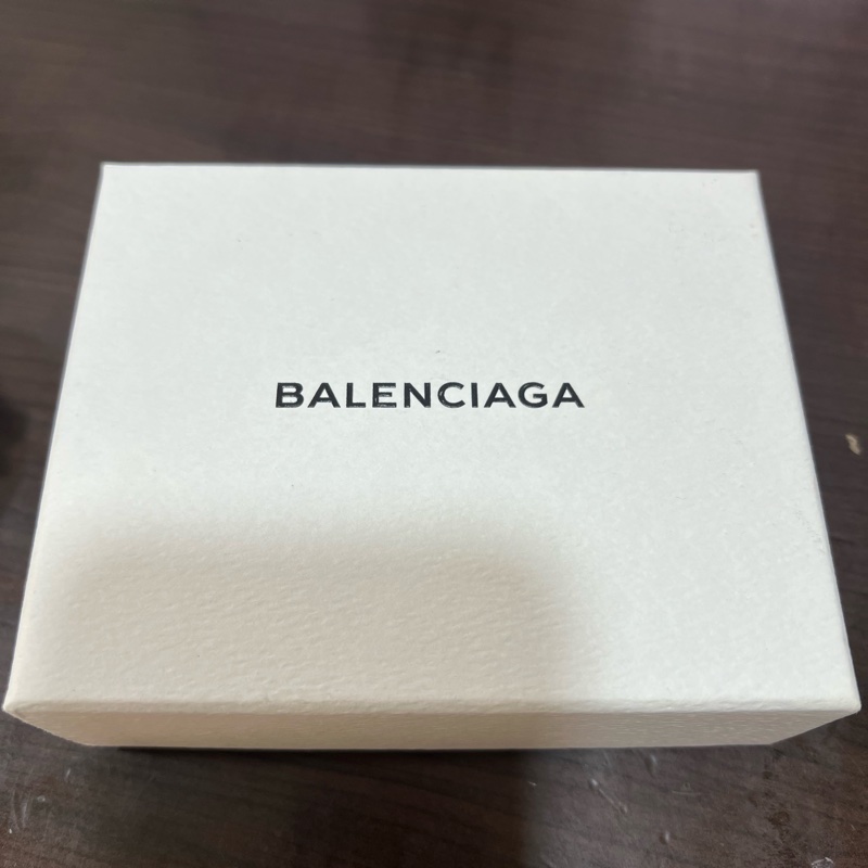 BALENCIAGA三折小短夾-18