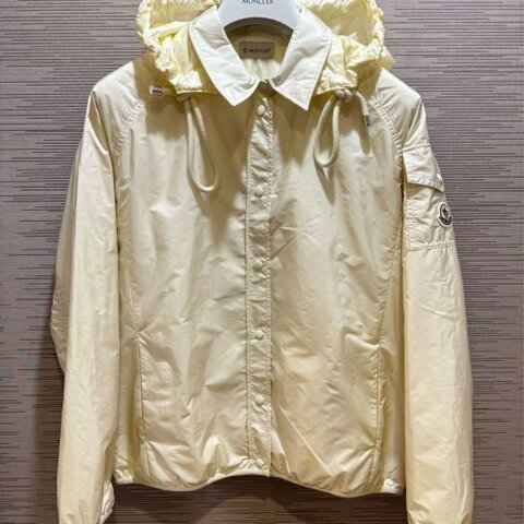 💎Han's house精品服飾💎moncler 防水 尼龍 風衣 連帽 可拆 外套 內裡 羽絨 男女可穿 現貨 M ~ XL 原價43200