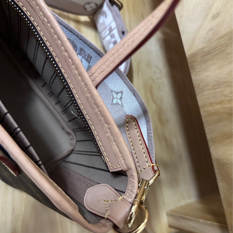 LV Neverfull BB-2