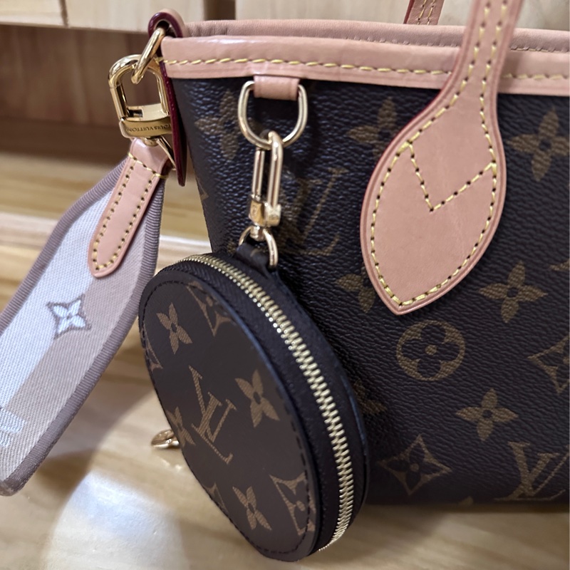 LV Neverfull BB-3