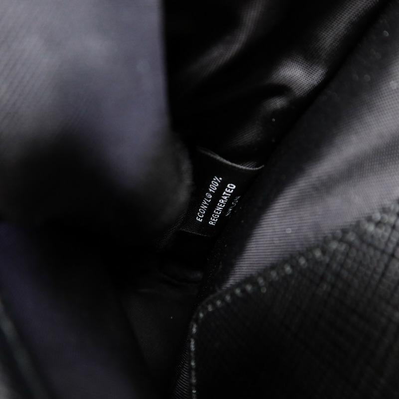 PRADA 尼龍Phone Bag肩背袋-7
