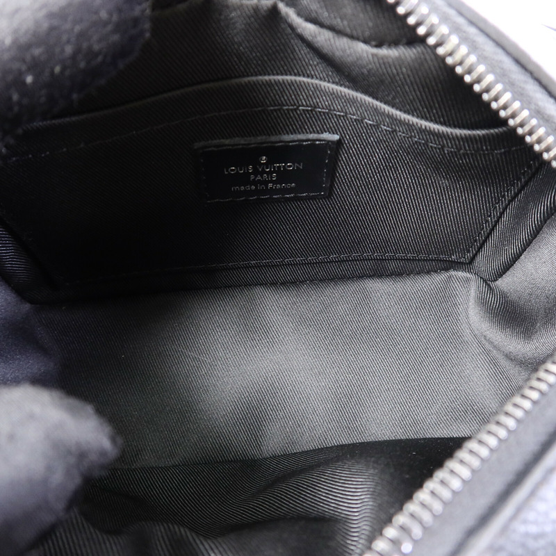 LOUIS VUITTON Monogram Eclipse Mini Soft Trunk肩背袋-4