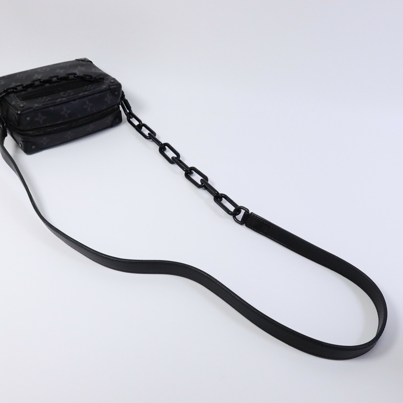LOUIS VUITTON Monogram Eclipse Mini Soft Trunk肩背袋-6