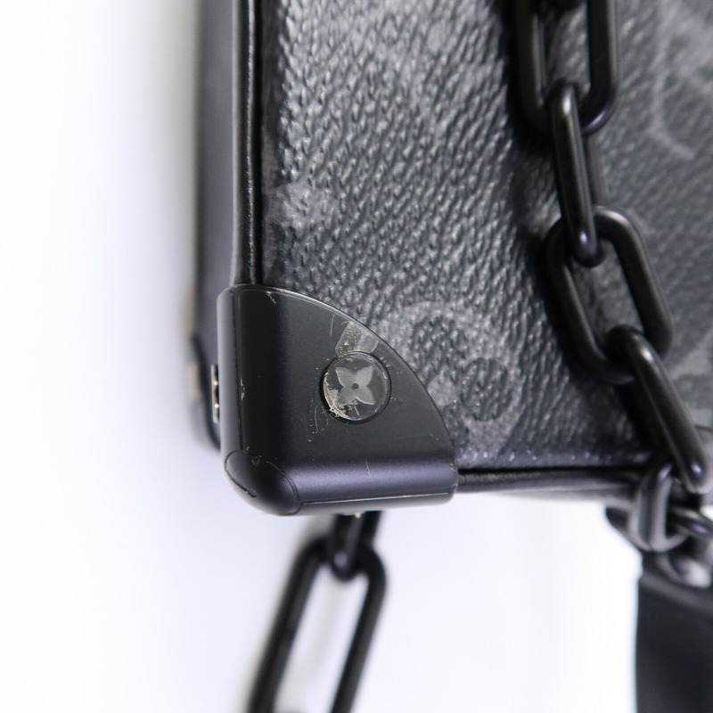 LOUIS VUITTON Monogram Eclipse Mini Soft Trunk肩背袋-12