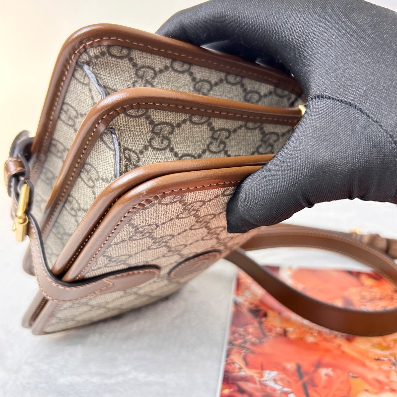 Gucci 雙G Retro系列 Supreme帆布復古馬鞍型肩背斜背包-33