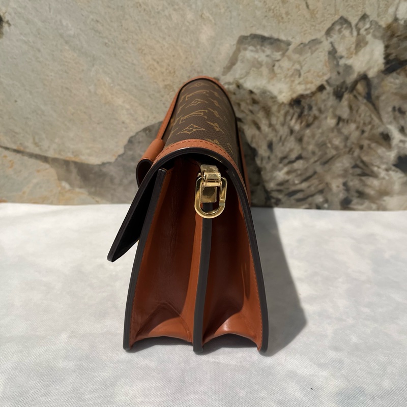 Louis Vuitton Monogrm Dauphine MM-2