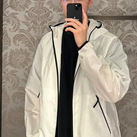 💎Han's house精品服飾💎moncler Granier 防水 尼龍 風衣 連帽 外套 現貨 S 原價48100-3