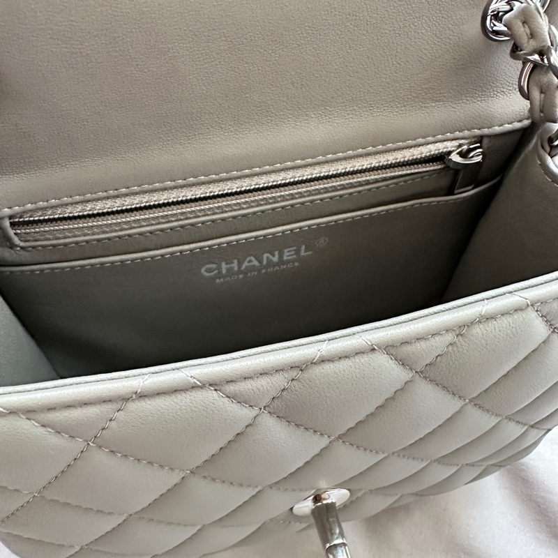 CHANEL 香奈兒方胖子霧面灰銀扣 小羊皮鏈條包 ☁️ 清冷霧灰｜正灰非偏綠灰-5