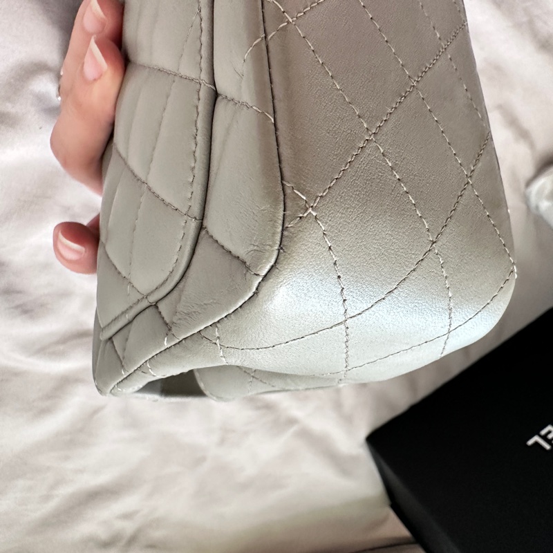 CHANEL 香奈兒方胖子霧面灰銀扣 小羊皮鏈條包 ☁️ 清冷霧灰｜正灰非偏綠灰-11