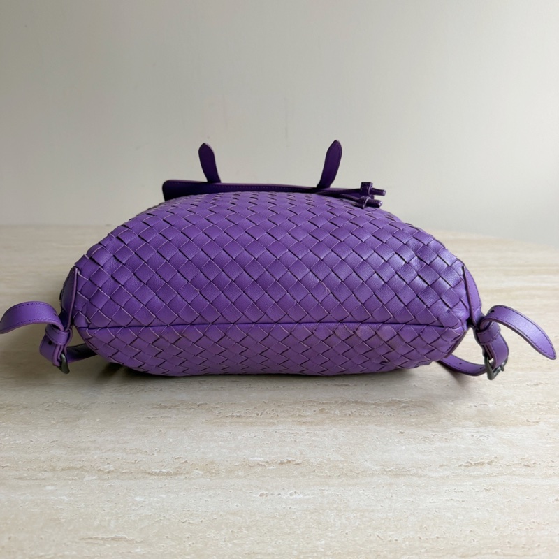 Bottega Veneta 葆蝶家紫色羊皮編織雙肩包 底長33-6