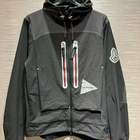 💎Han's house精品服飾💎Moncler 聯名 1952 機能 彈力尼龍 反光 防水 風衣  原價39500