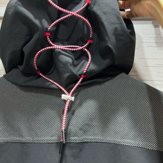 💎Han's house精品服飾💎Moncler 聯名 1952 機能 彈力尼龍 反光 防水 風衣  原價39500-3
