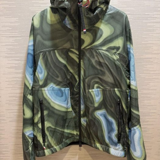 💎Han's house精品服飾💎moncler Peyrus 滑雪系列 高機能 風衣 連帽 外套 義大利製 可水洗 原價 62600-1