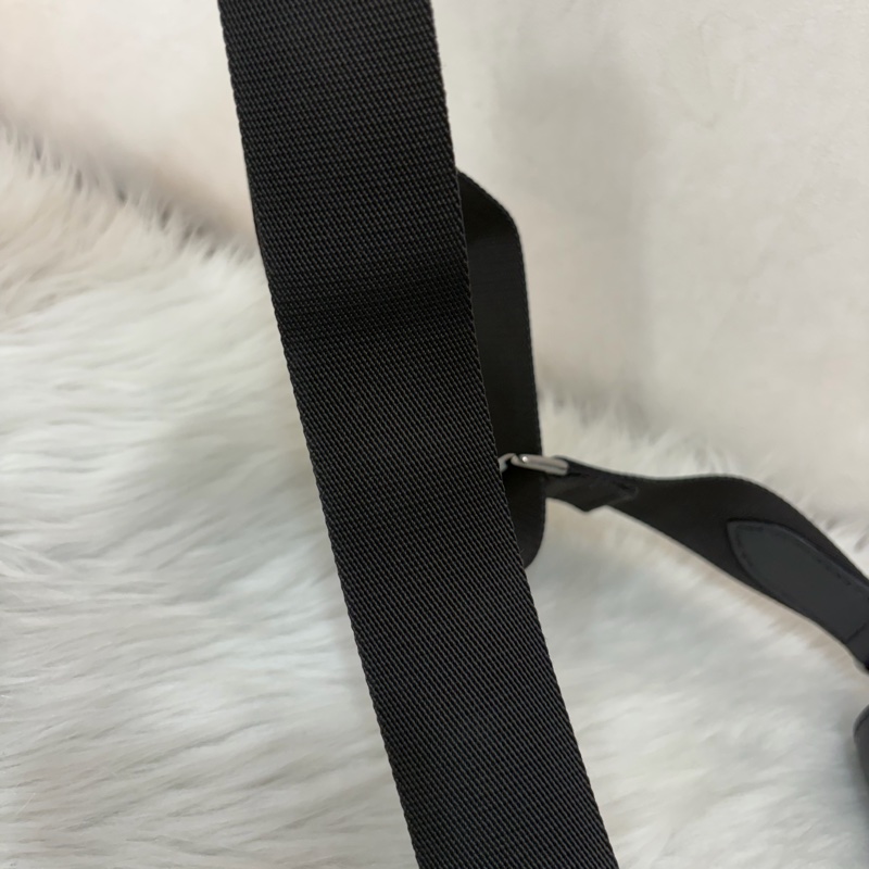 LV M46255 DISTRICT 黑色原花字紋老花 斜背包信差包郵差包記者包航空包-50