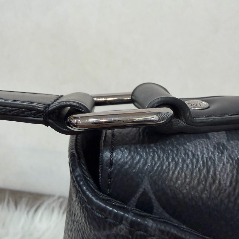 LV M46255 DISTRICT 黑色原花字紋老花 斜背包信差包郵差包記者包航空包-53