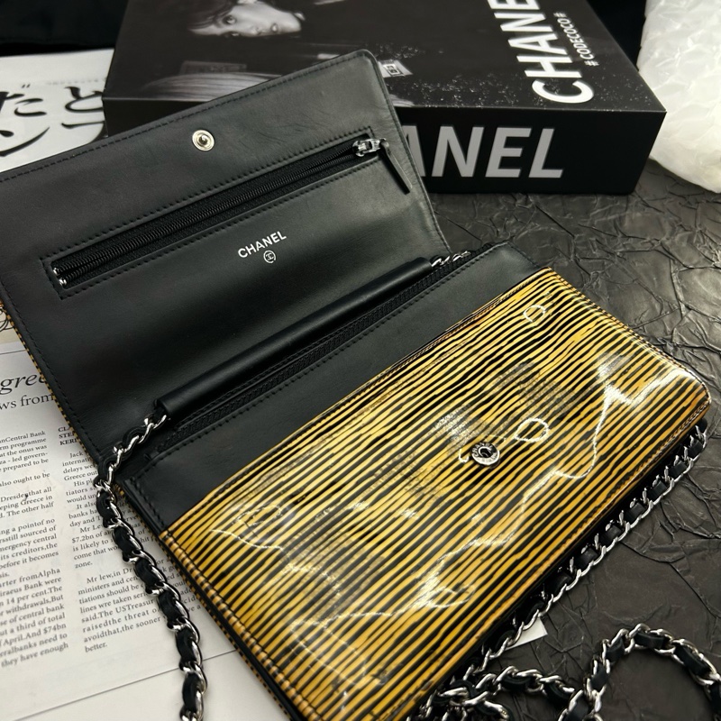 Chanel香奈兒 WOC鏈條包黃色條紋漆皮 銀色五金 尺寸：19*3*13  18開 無卡 無附件-8