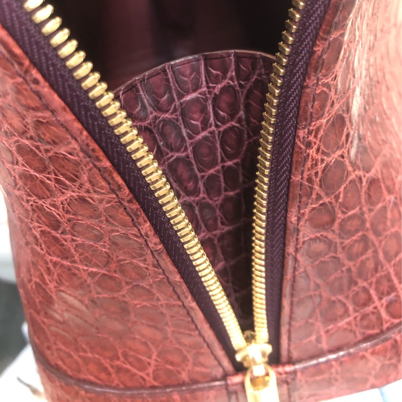 LV 啡紅色鱷魚皮 2Way Alma IA623-15