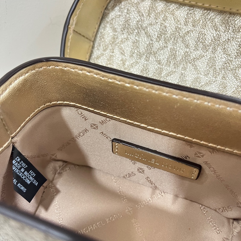 Michael Kros金光閃閃小癈包-10
