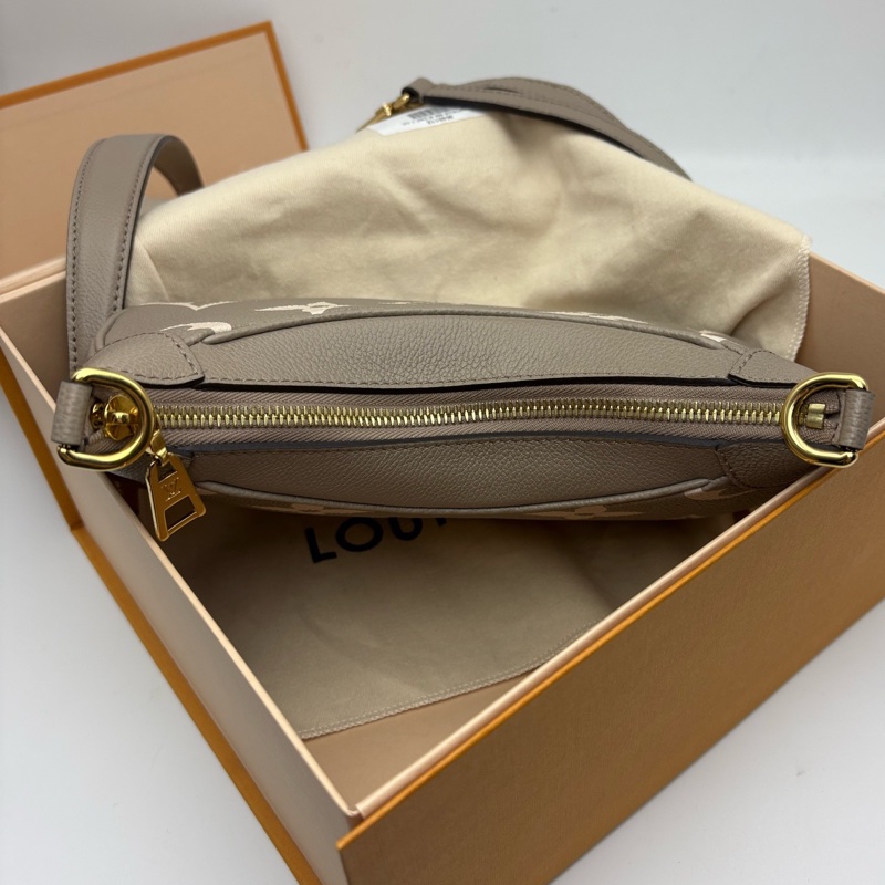 Louis Vuitton 路易威登 Bagatelle 大象灰牛角包 芯片款-9