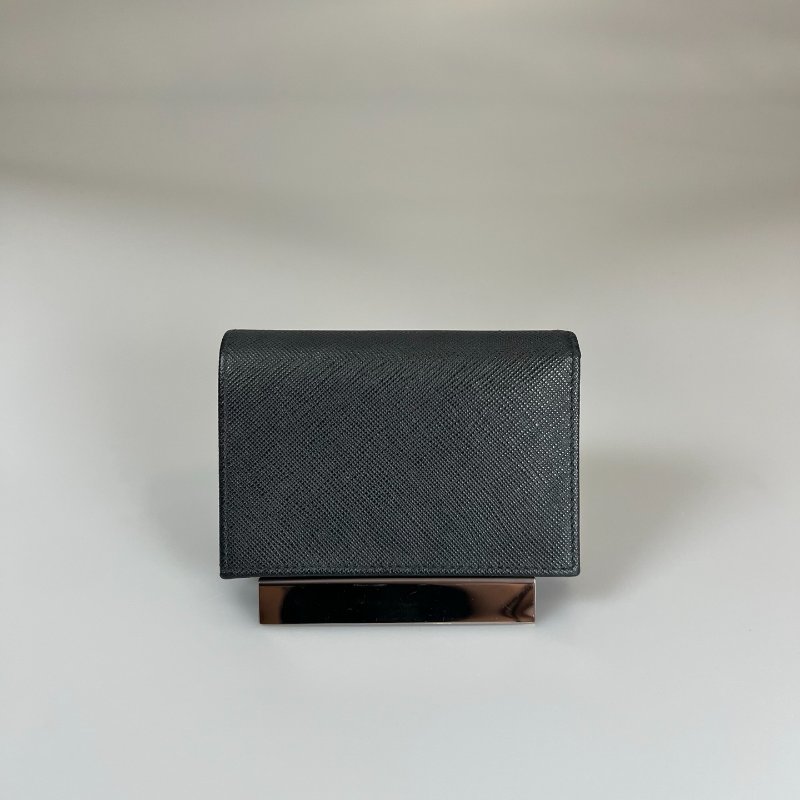 PRADA  黑對開短夾-2