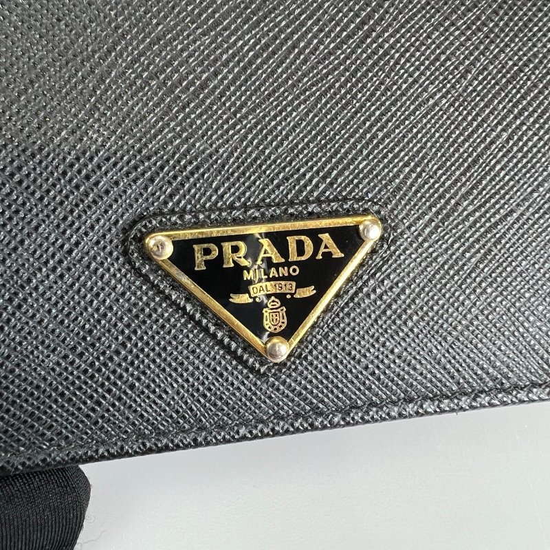PRADA  黑對開短夾-10